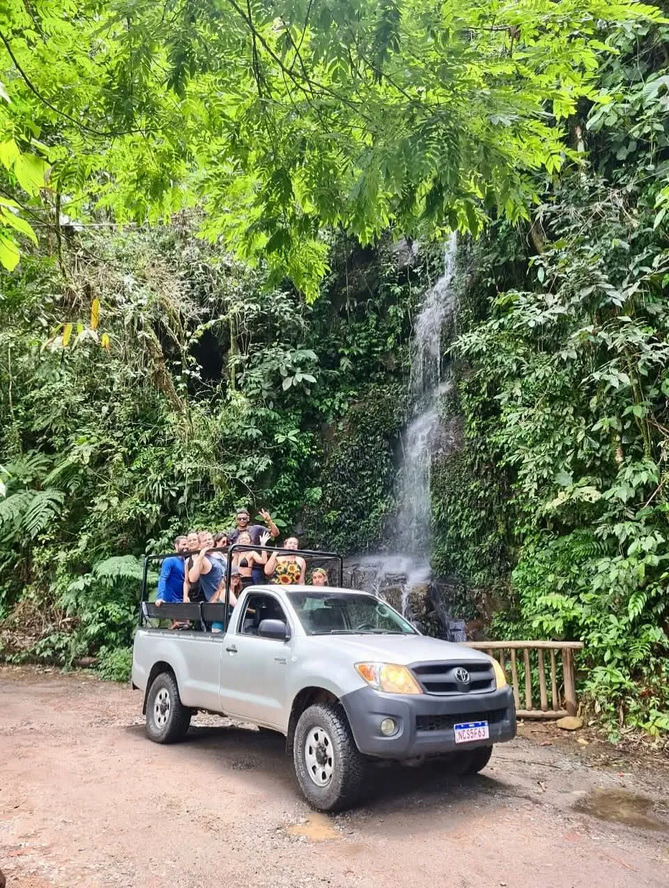 Jeep 4x4 para Castelhanos